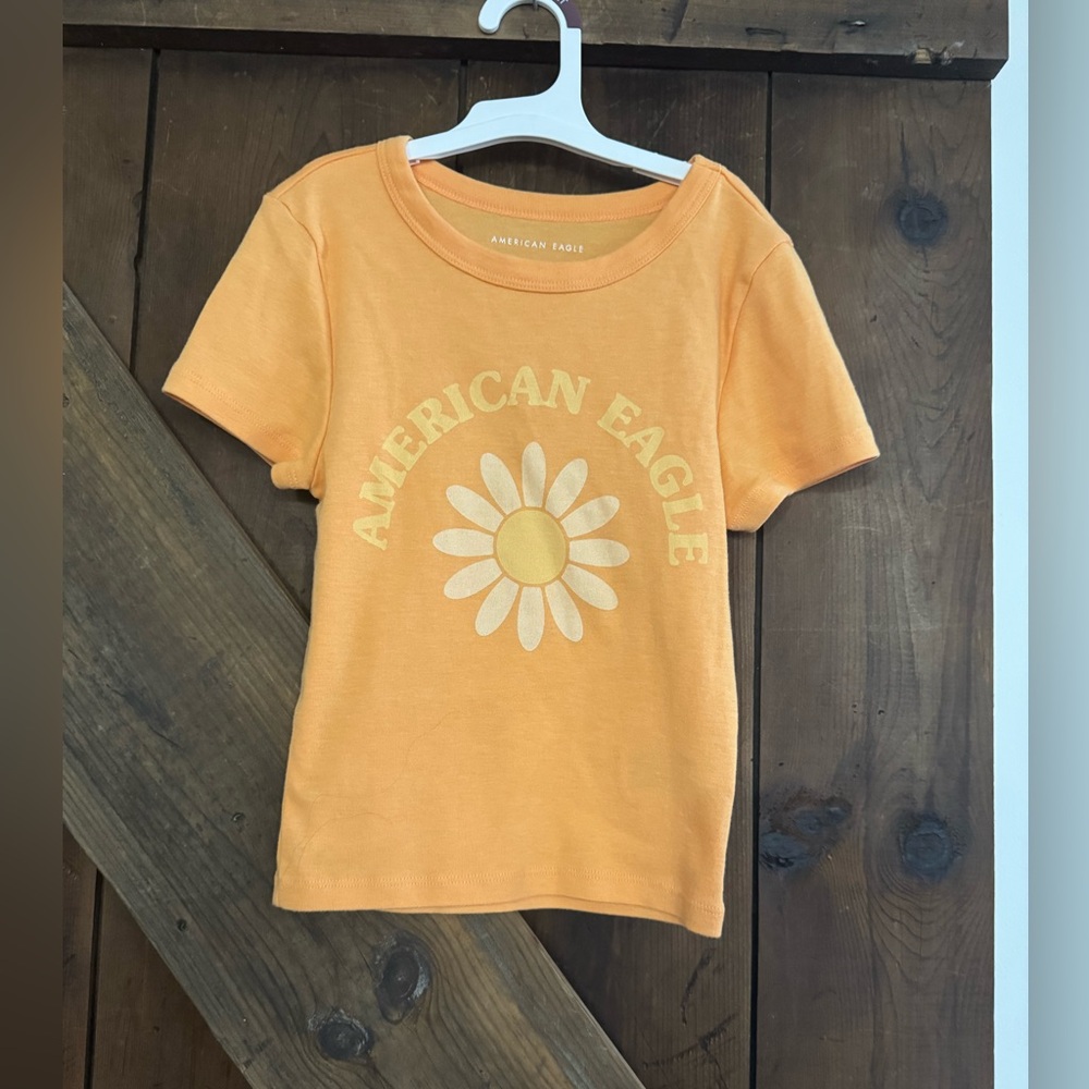 American Eagle Outfitters Kids Tee in Sunny Orange